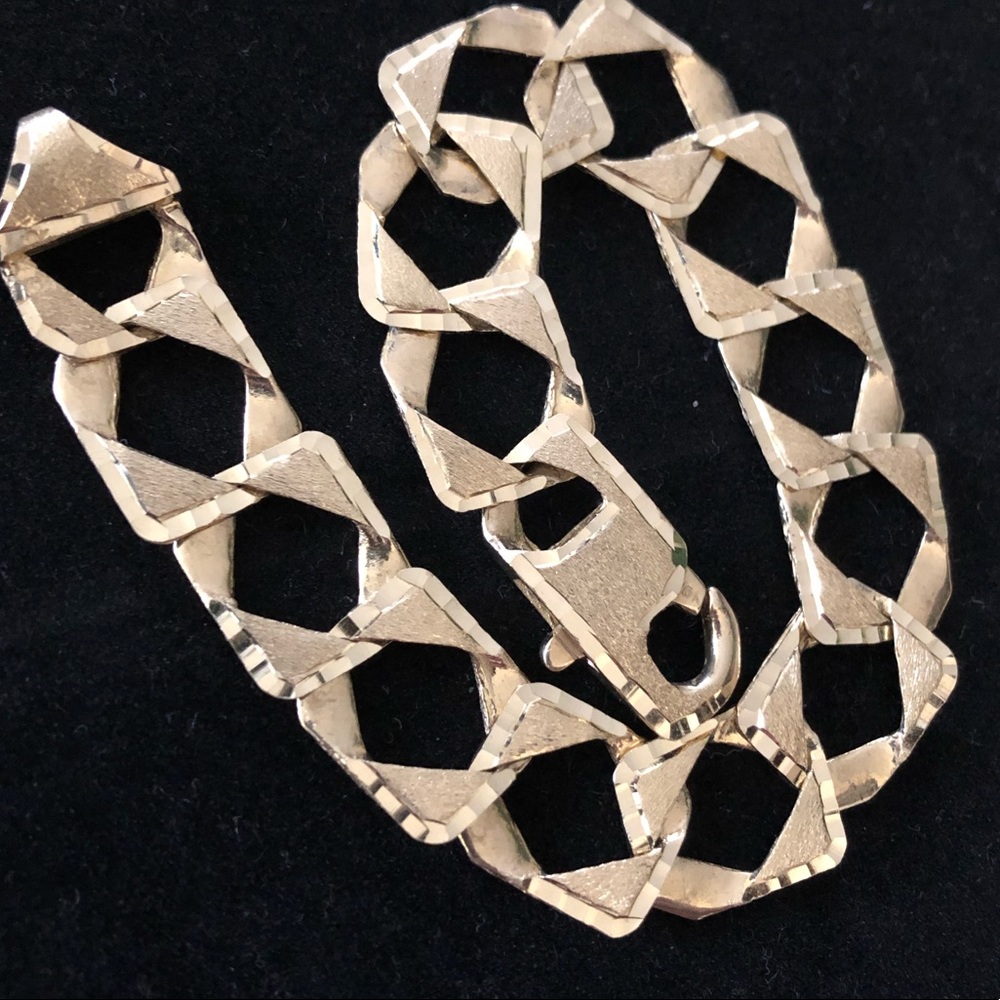Double sided diamond cut cuban bracelet 10k gold